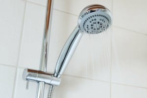 shower head for a tub to shower conversion